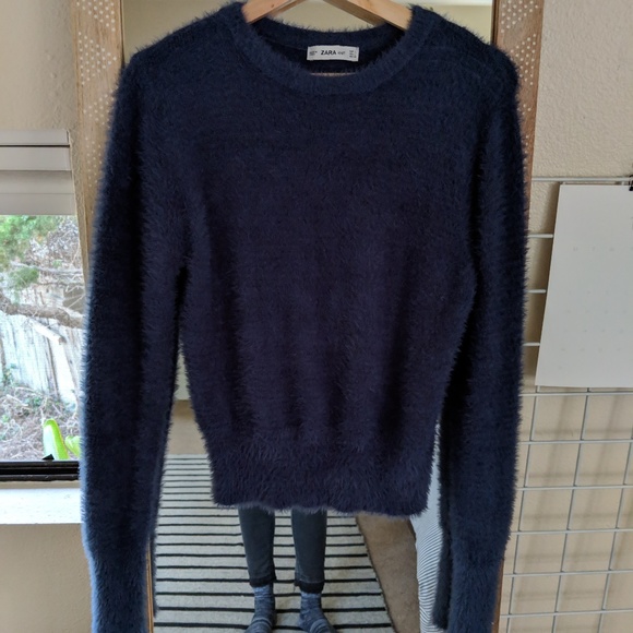 Zara Fuzzy Blue Cropped Sweater - Picture 2 of 6